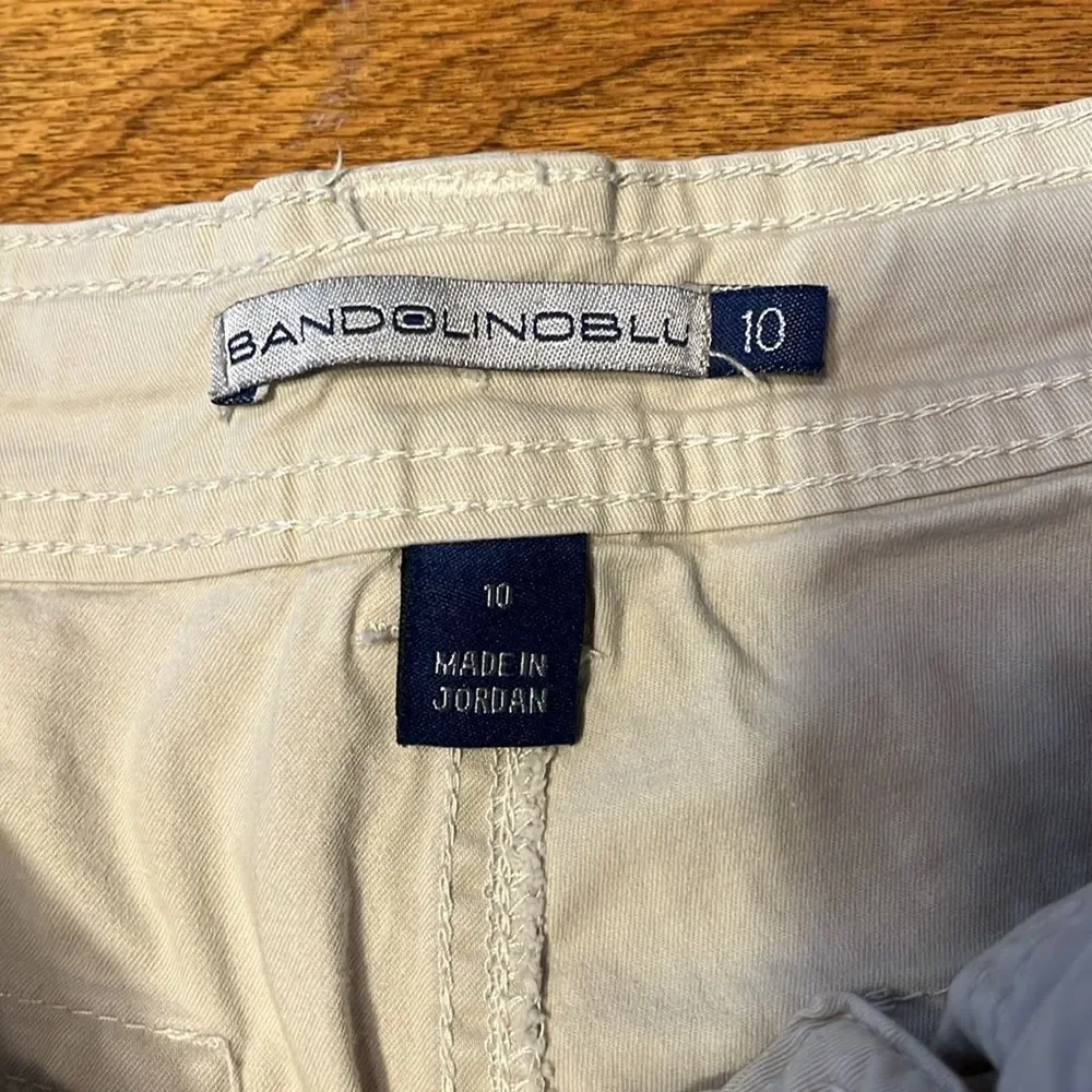 Bandolino Cream Cargo Shorts Classic Lightweight Design